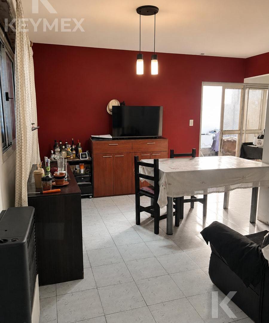Foto de PH en venta de 2 dormitorios con cochera en 122 y 37, La Plata, imagen 3