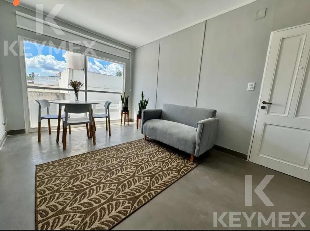 Foto de VENTA PH 2 dormitorios calle 39 e/ 21 y 22 La Plata, imagen 3