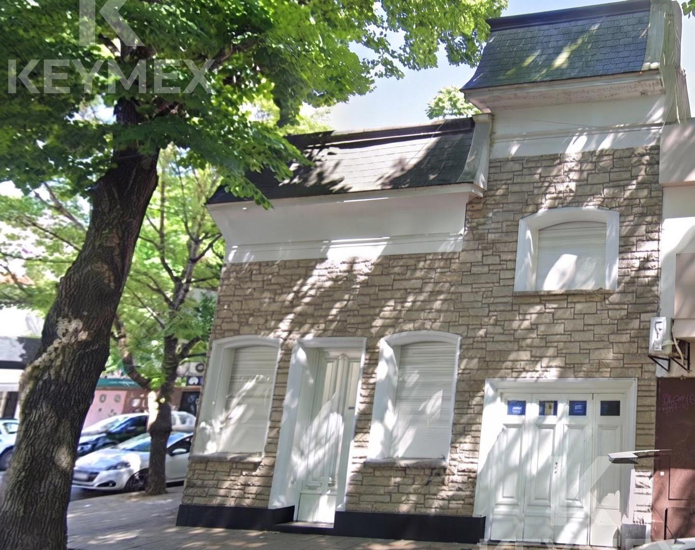 Foto de Venta Casa de 4 dormitorios con cochera y terraza - Esquina de Calle 8, imagen 1