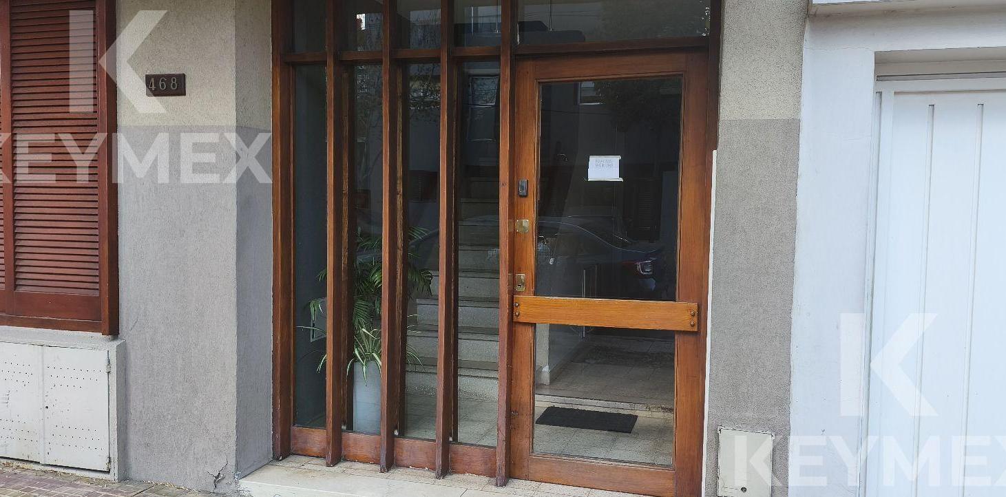 Foto de Departamento en venta de dos dormitorios/ Se acepta permuta y, imagen 2