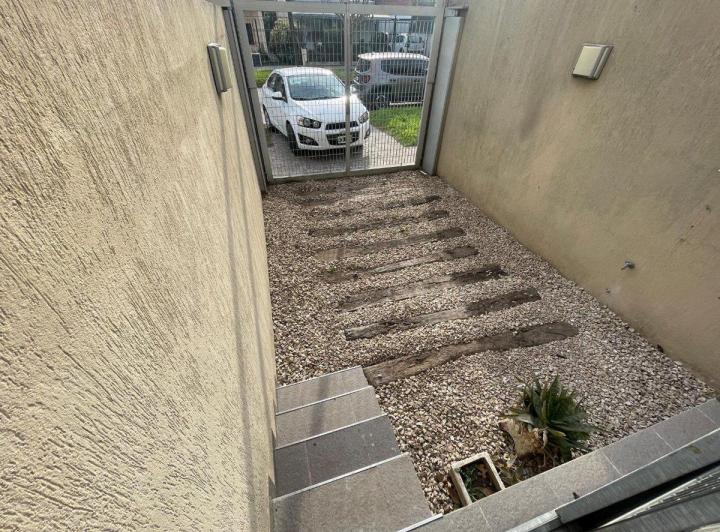 VENTA DUPLEX PLANTA BAJA MORENO 3 AMB COCHERAPATIO 2