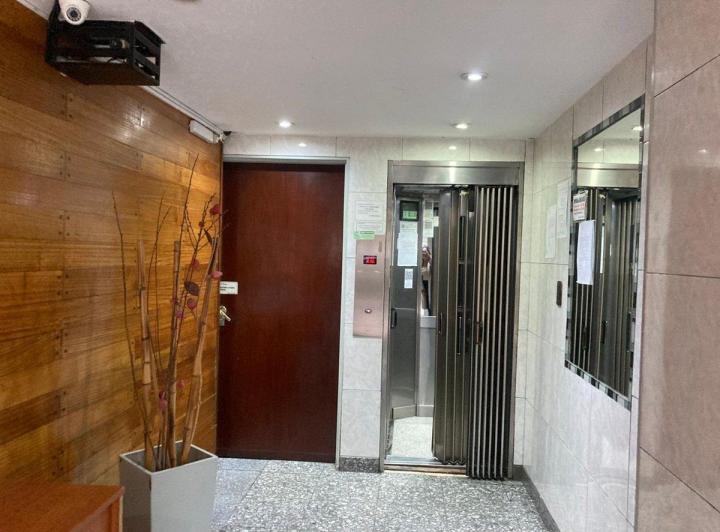 VENTA DEPARTAMENTO MONOAMBIENTE EN ALMAGRO 5