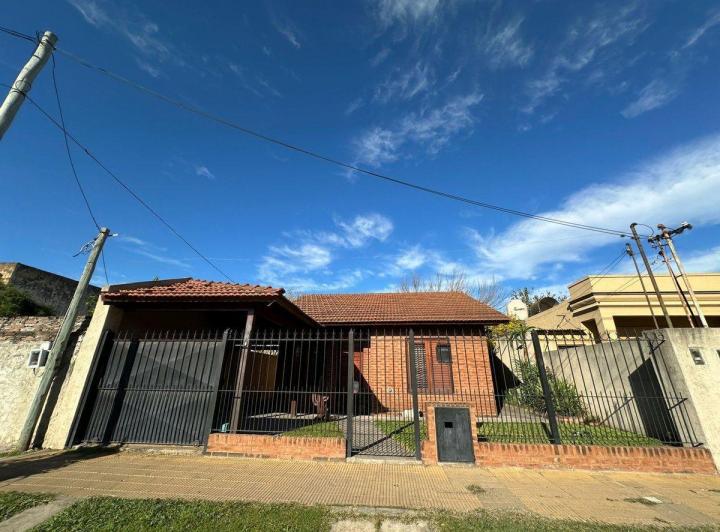VENTA CASA 6 AMB EN PASO DEL REY PILETA PARRILLA 3
