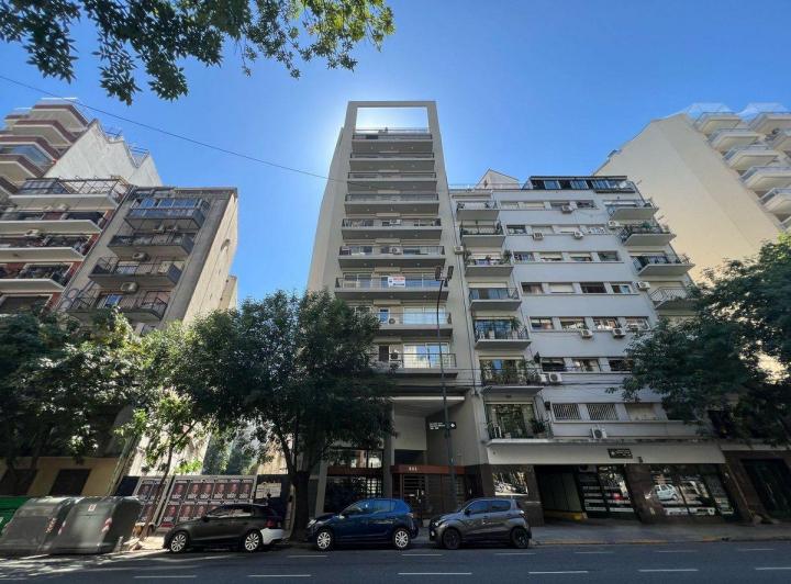 DPTO, 2 AMB. C/BALCON , EN CABALLITO 4