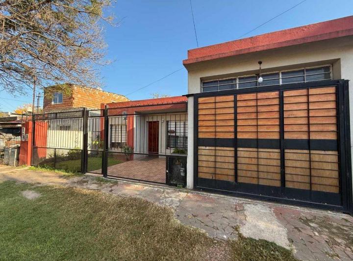 VENTA CASA 4 AMBIENTES EN ITUZAINGÓ NORTE 2