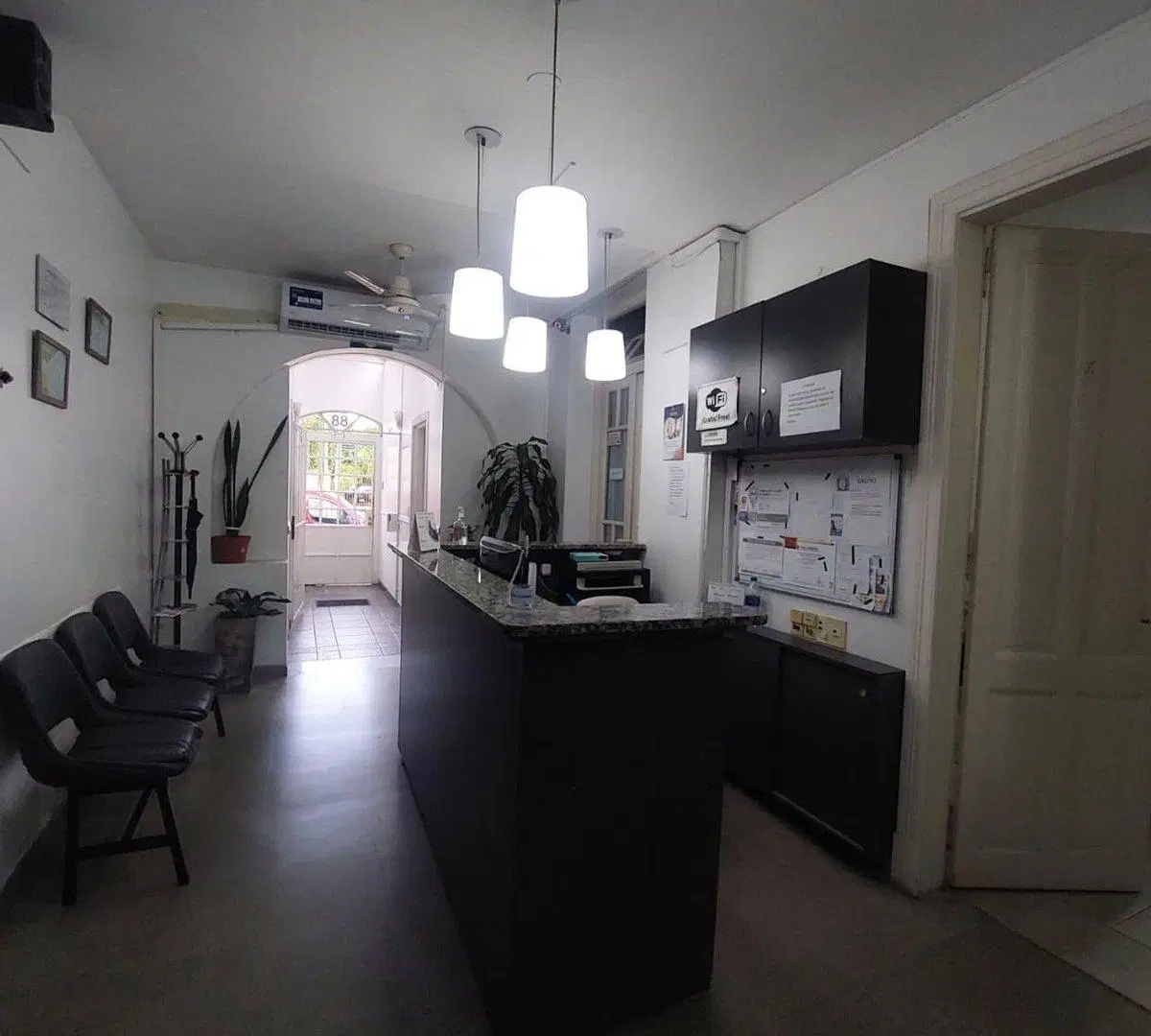 Casa para uso profesional en Bernal Centro 2