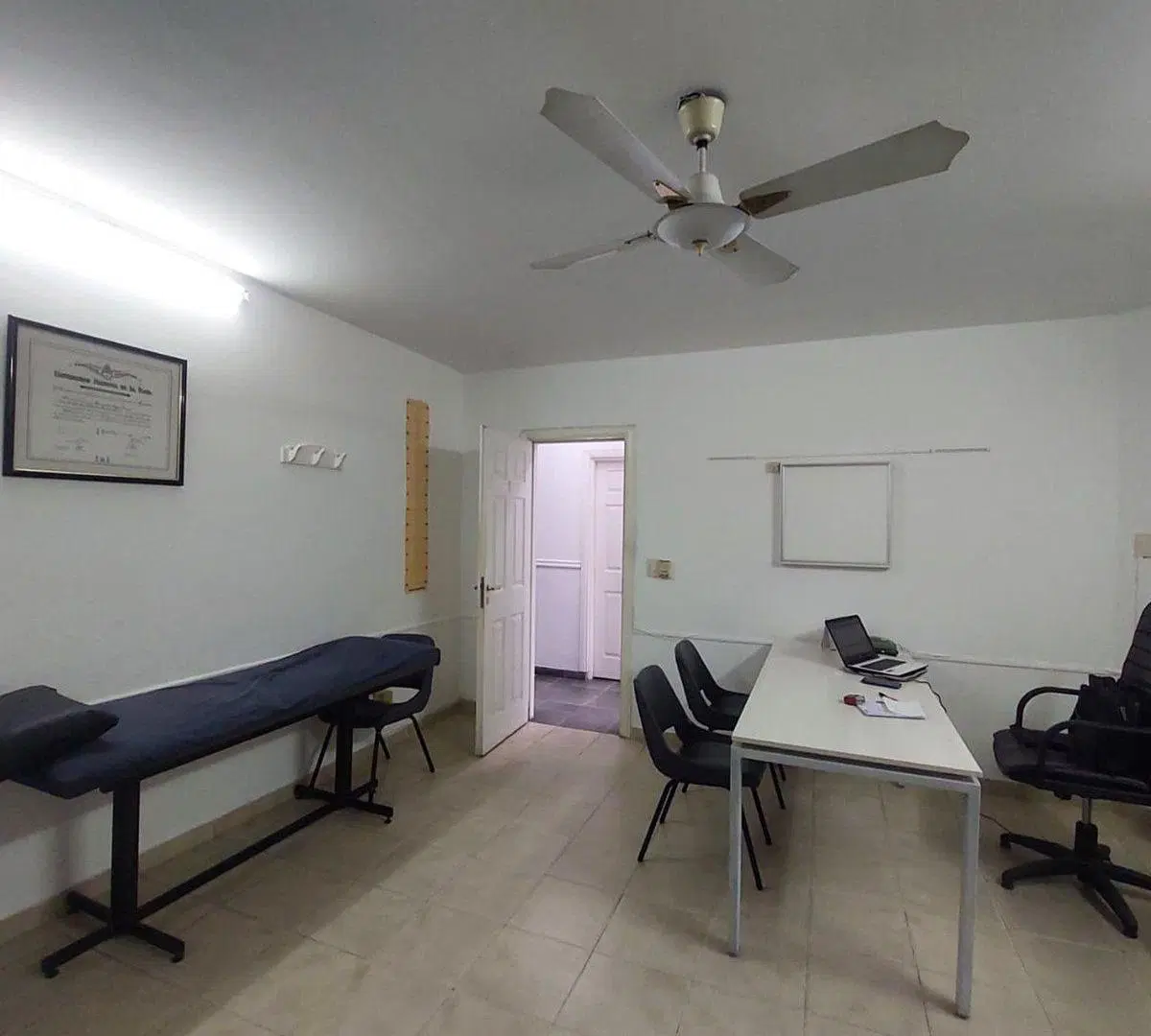 Casa para uso profesional en Bernal Centro 4