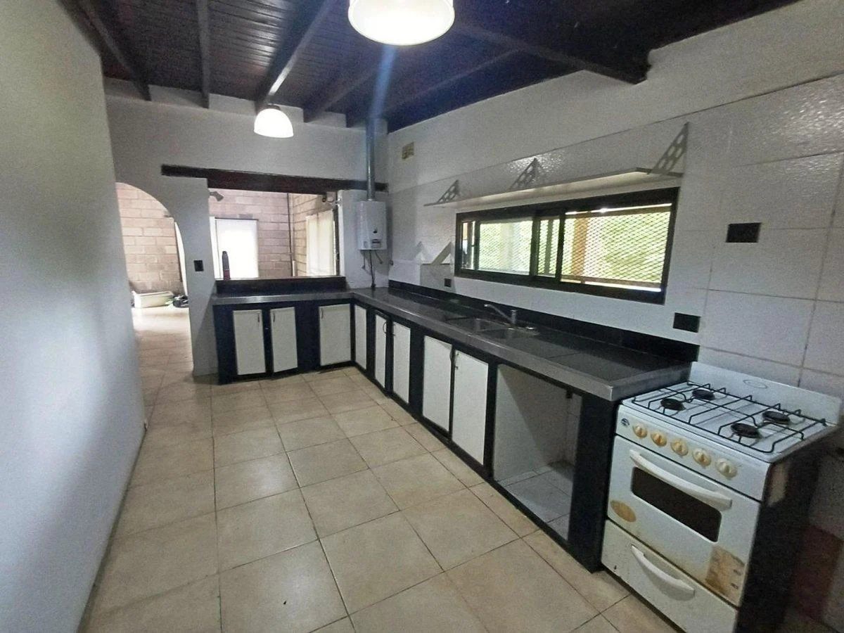 VENTA CASA 4 AMBIENTES PARQUE EXALTACION APTO CRED
