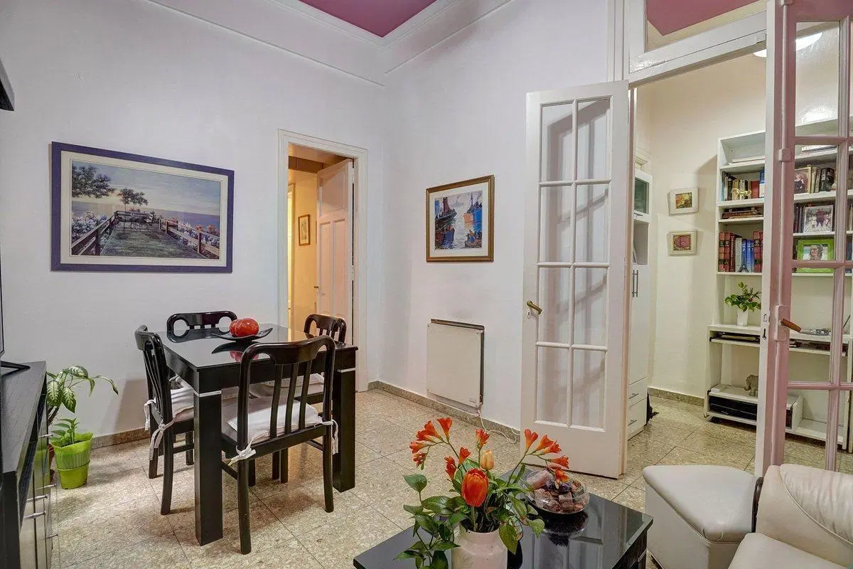 HERMOSO 3 amb con patio. Excelente zona. Almagro 2