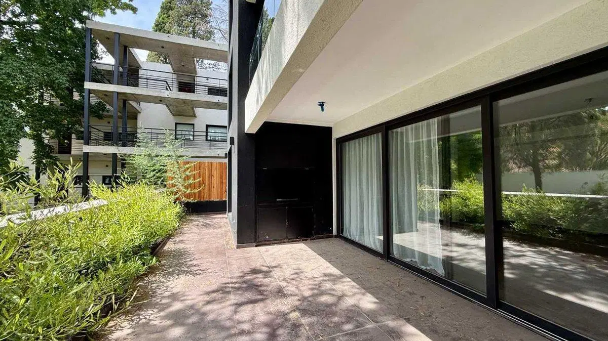 Venta depto 4 amb con 2 cocheras- Parque leloir 3