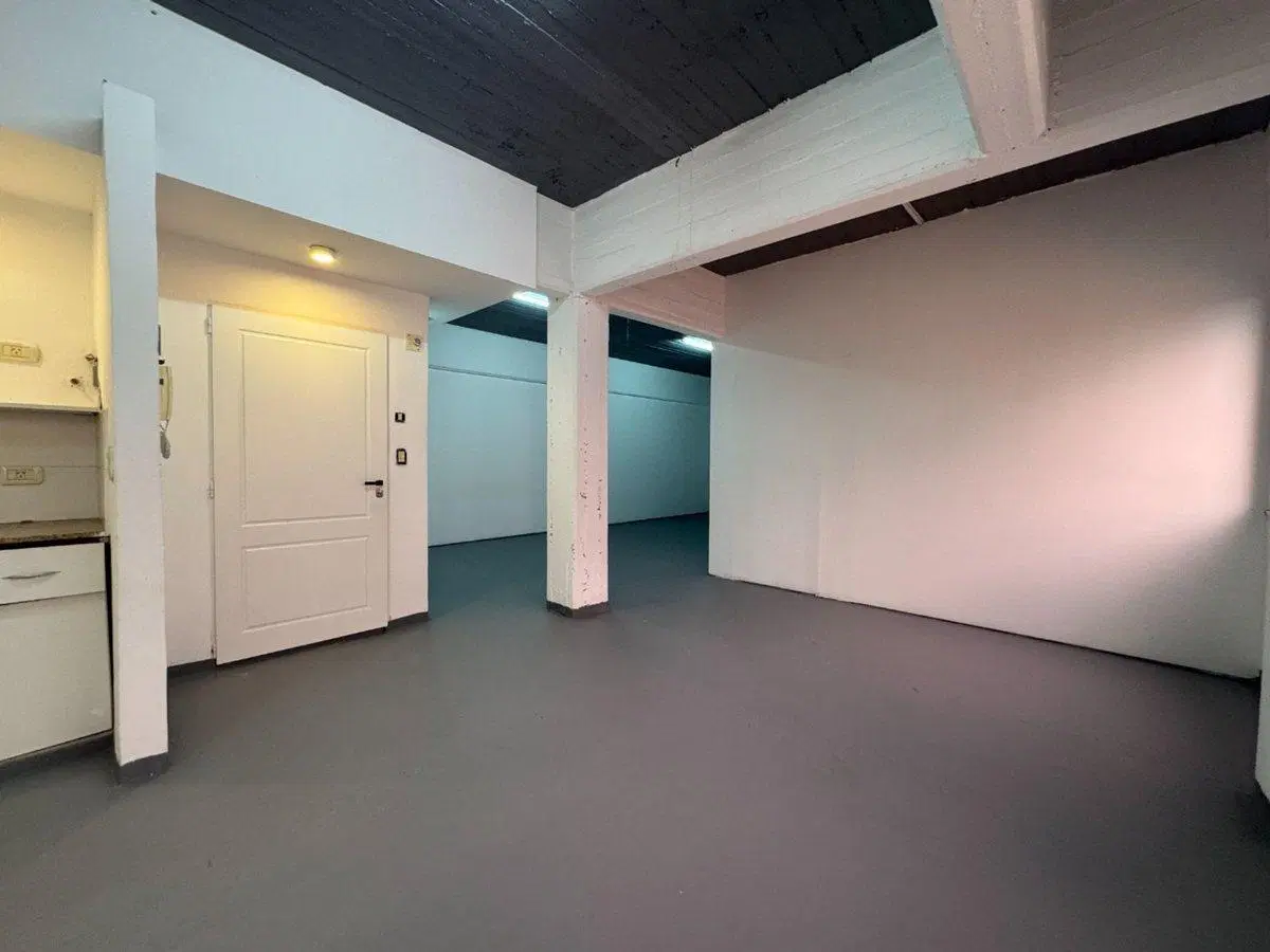 VENTA OFICINAS COMERCIAL A ESTRENAR, MERLO CENTRO 5