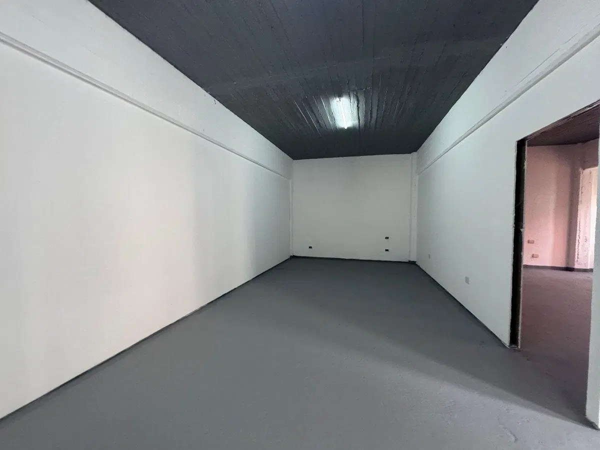 VENTA OFICINAS COMERCIAL A ESTRENAR, MERLO CENTRO 2