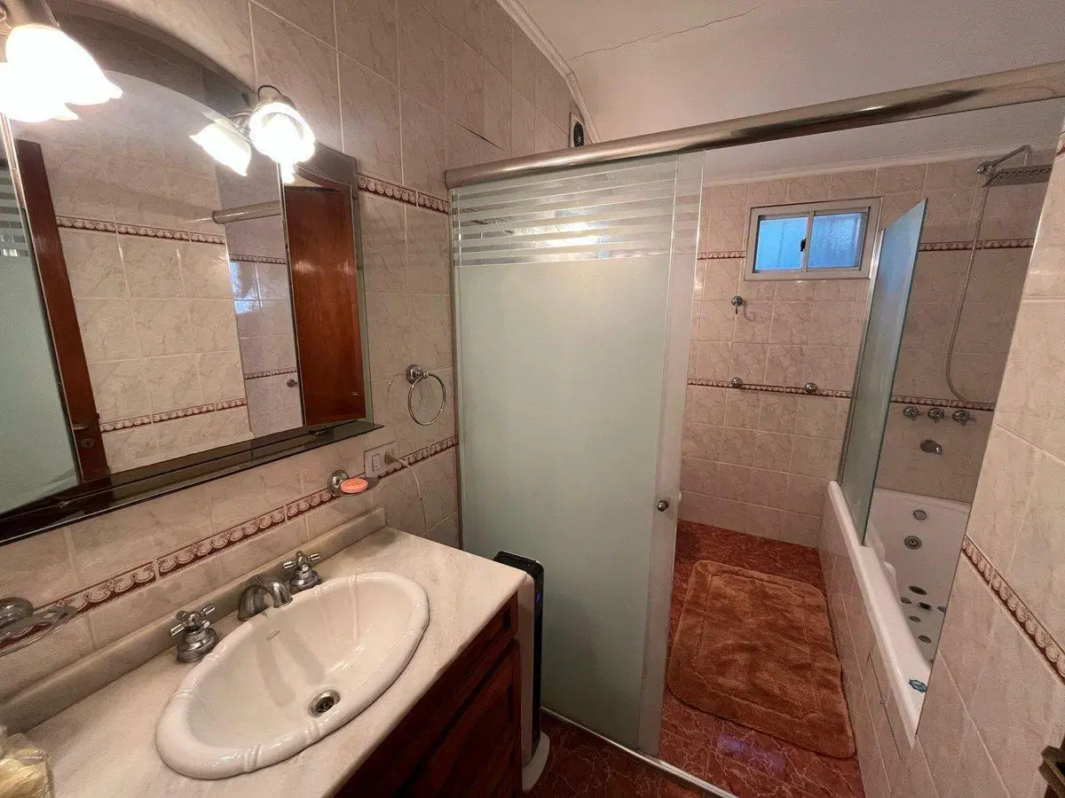 VENTA CASA 3 AMBIENTES LOTE 1000Mts2 PARQUE LELOIR 2