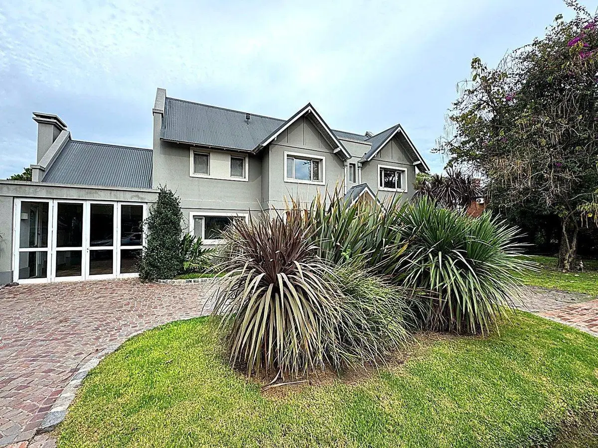 CASA VENTA 7 AMB. BCO PROVINCIA CON FINANCIACION 4
