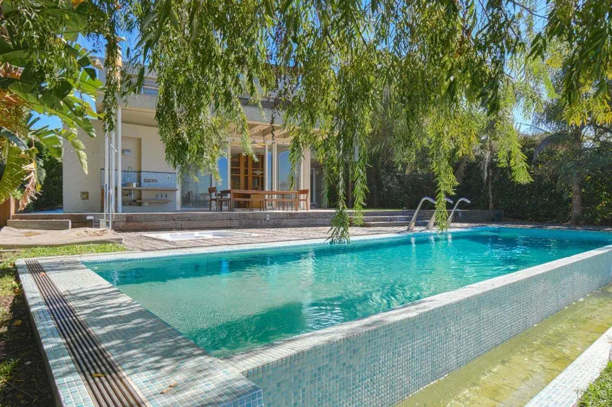 LA ISLA - VENTA CASA EN LAGO CENTRAL 4