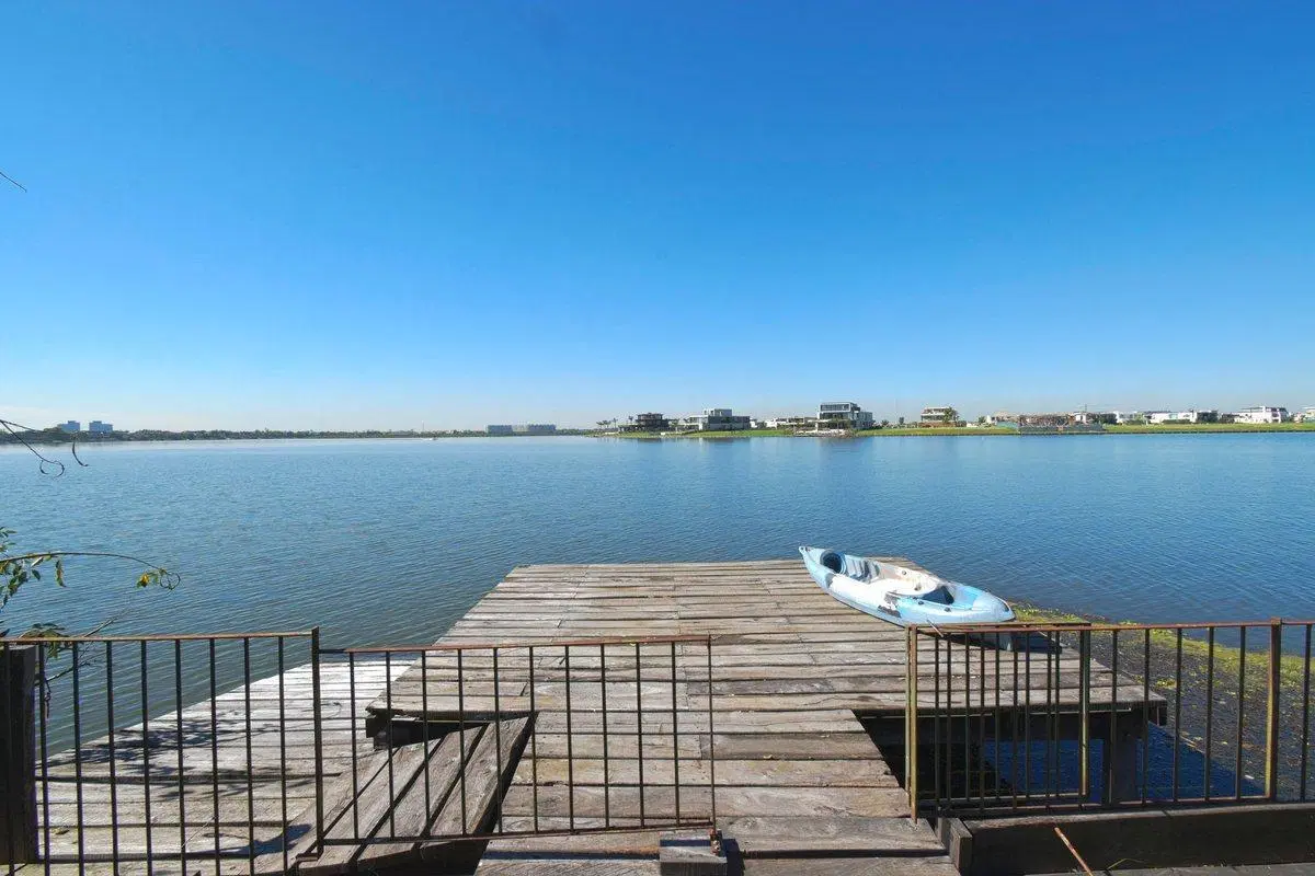LA ISLA - VENTA CASA EN LAGO CENTRAL 2