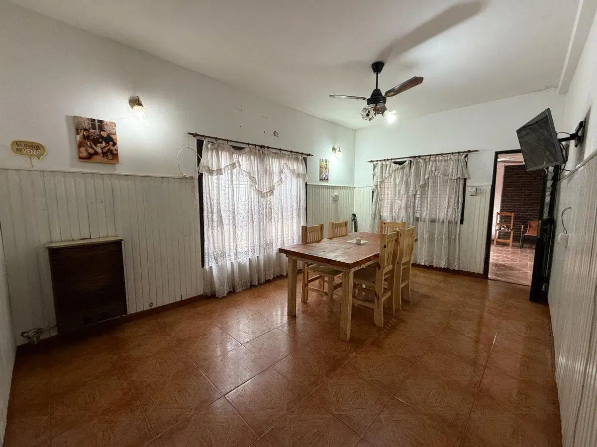 VENTA CASA + DEPTO 5 AMBIENTES EN ITUZAINGÓ SUR 4