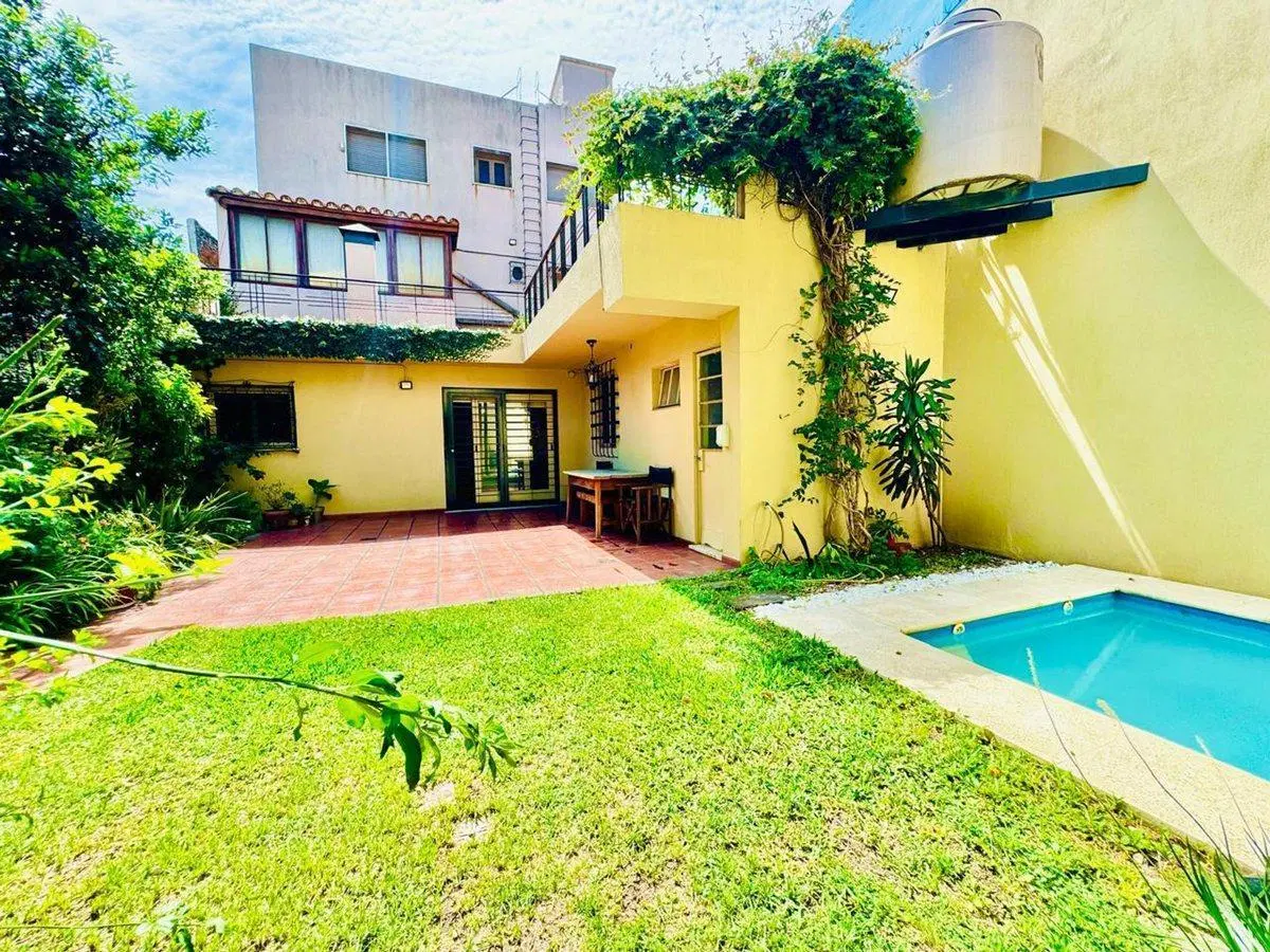 VENTA CASA RAMOS MEJIA 5 AMBIENTES CON PISCINA 3