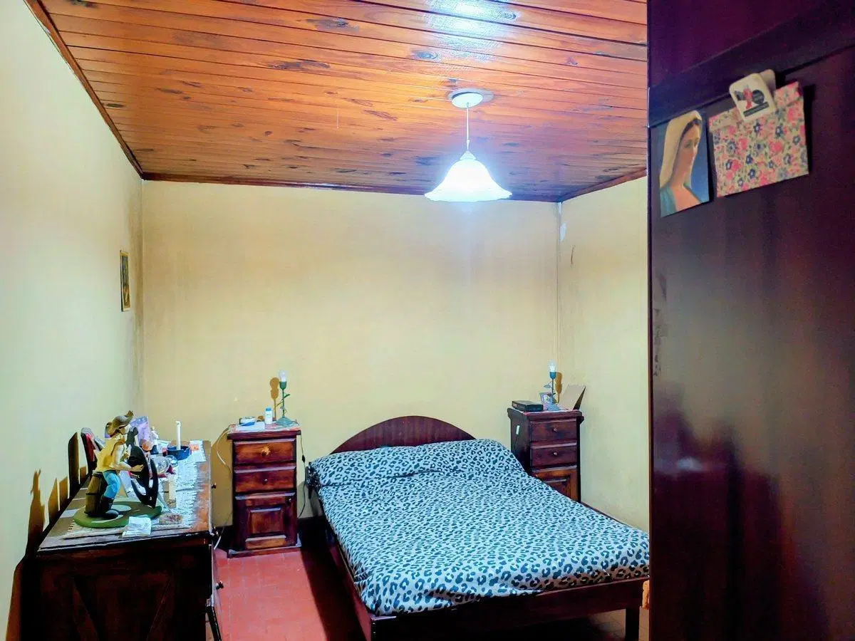 VENTA CASA 3 AMB. MERLO 5