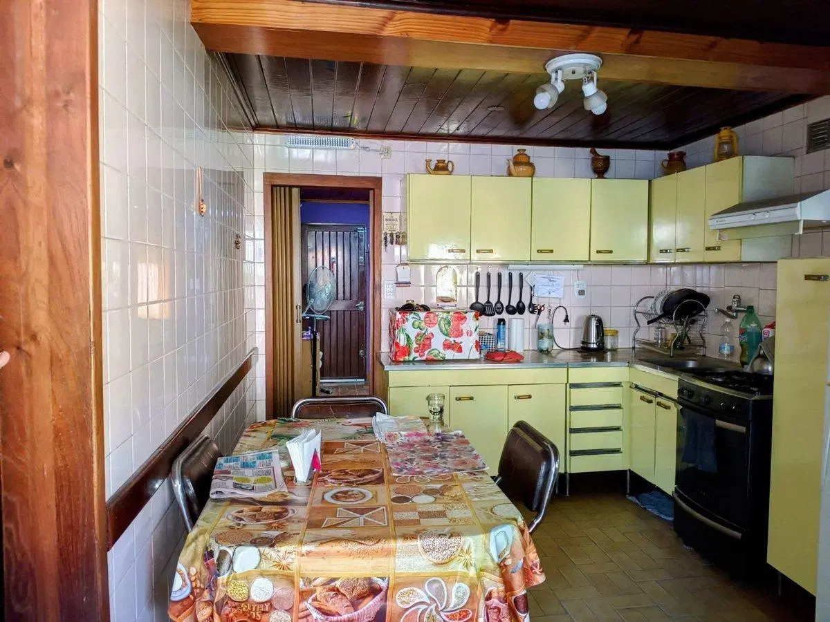 VENTA CASA 3 AMB. MERLO 4