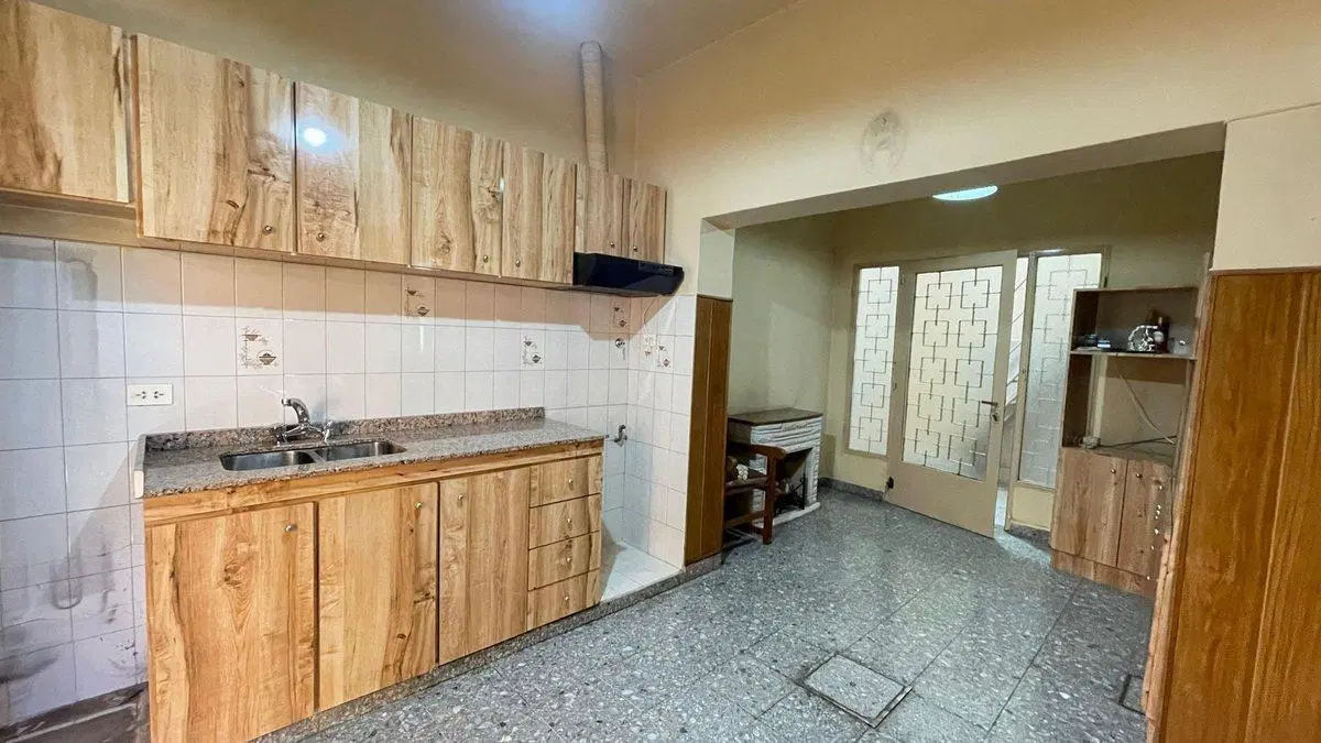VENTA CASA 3 AMB  CON COCHERA MORON APTO CREDITO 3