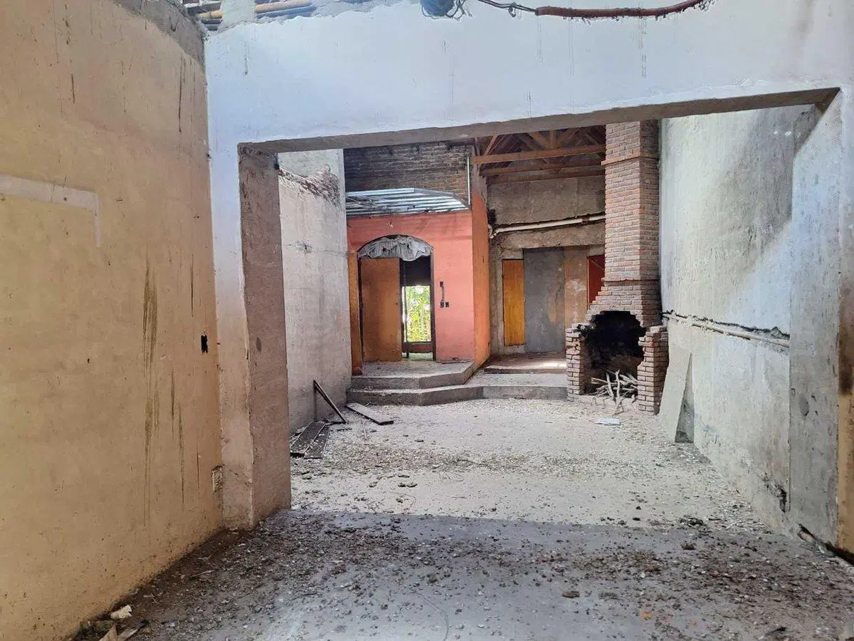 VENTA LOTE CON CASA A DEMOLER RECICLAR MORON 391m2 2