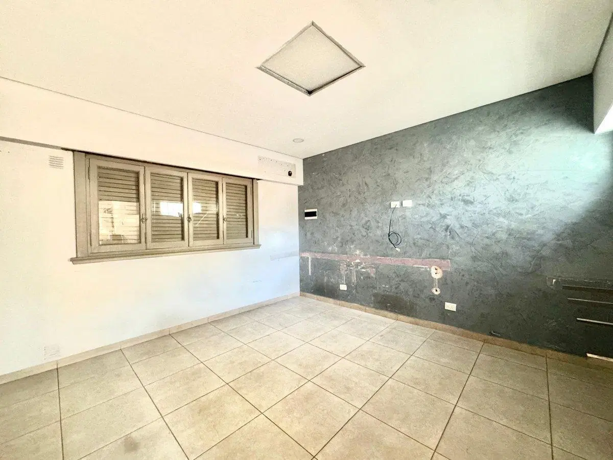 CASA VENTA MERLO LOCAL COCHERA PATIO FINANCIA 4