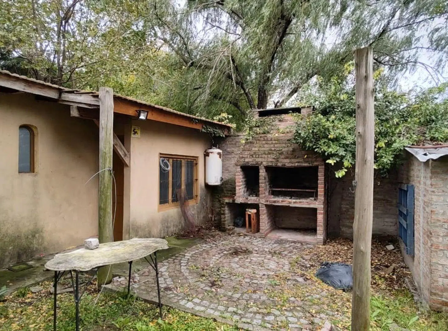 Venta casa 4amb y quincho Ituzaingó Norte 5