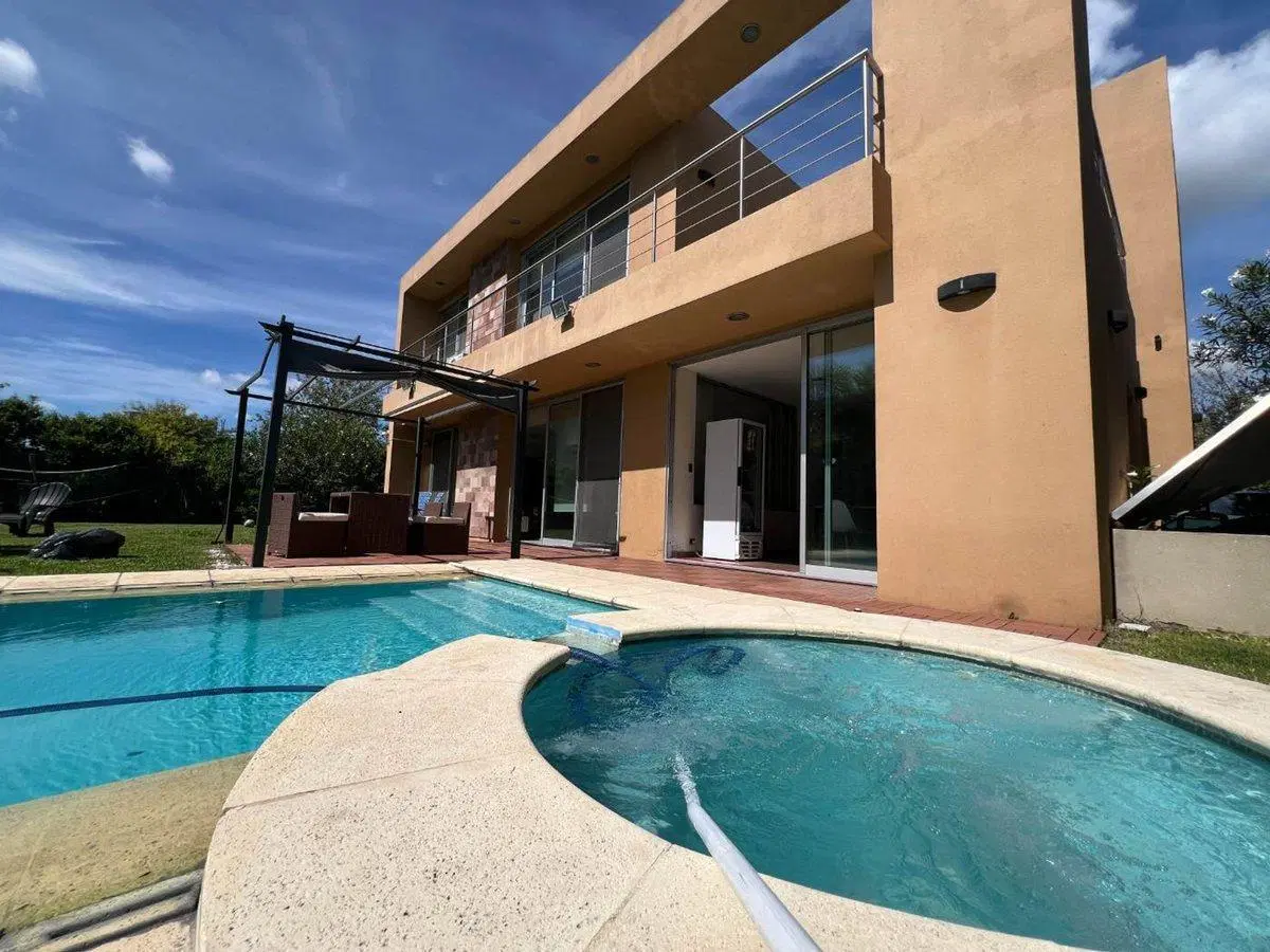 CASA VENTA BARRIO CERRADO WESTON 5 AMB PISCINA 5