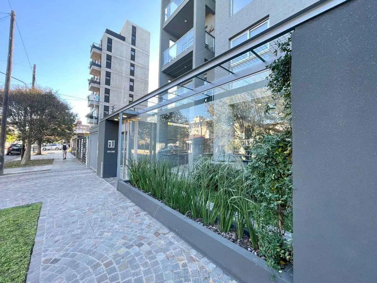 VENTA DEPTO ITUZAINGO NORTE 2AMB BALCON COCHERA 3