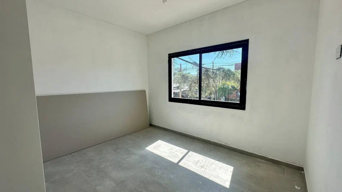 VENTA DEPTO 2 AMB C/TERRAZA Y COCHERA- ITUZAINGÓ 2
