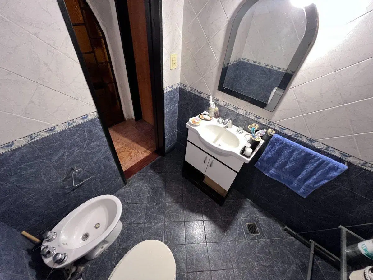 Casa con Piscina sobre Lote de 367m2 Udaondo 4