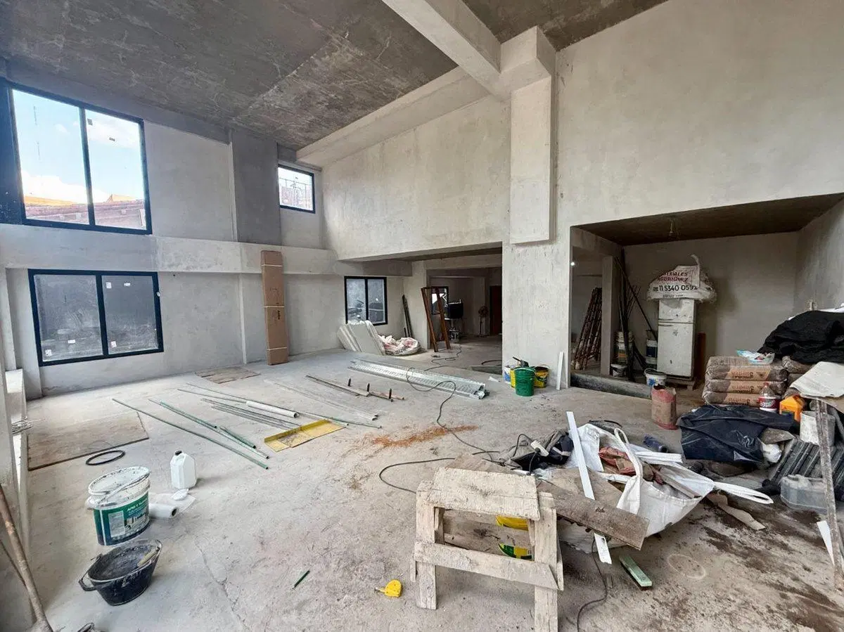 VENTA LOCAL A ESTRENAR BRICKHOUSE ITUZAINGO 150M2 4