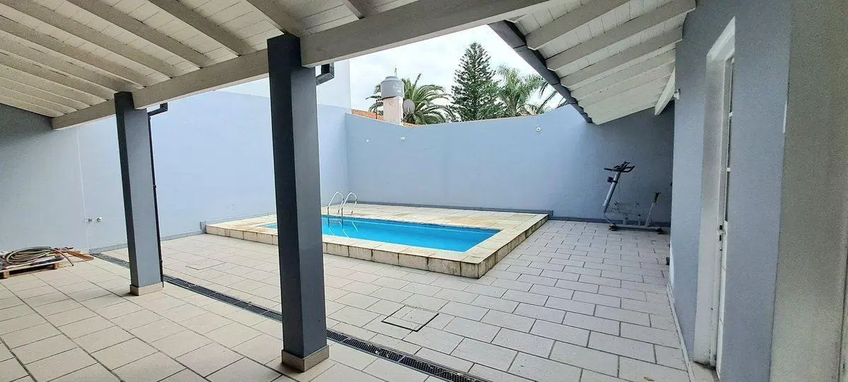 VENTA CASA 4 AMBIENTES PILETA COCHERA PADUA CENTRO 5
