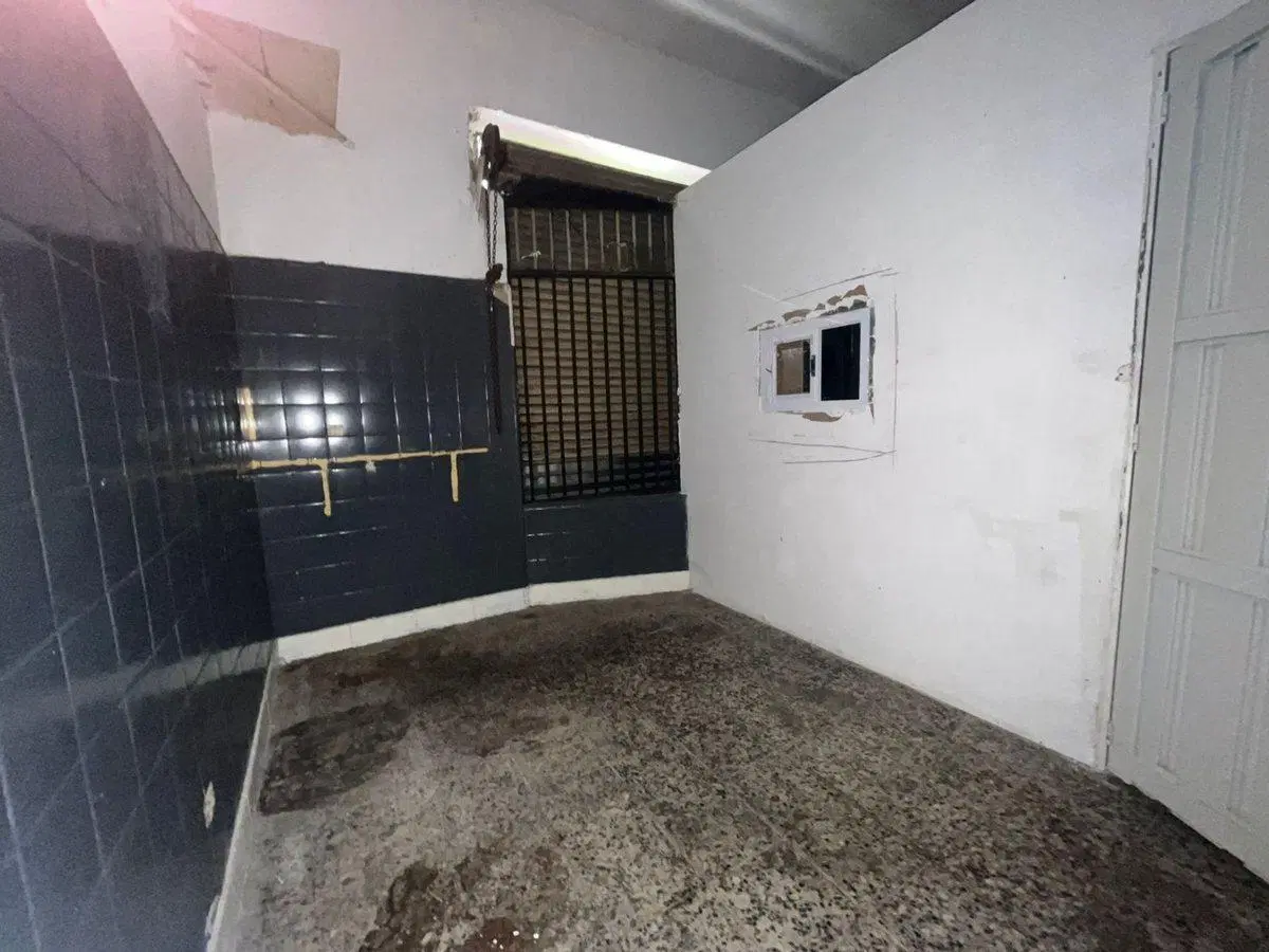 VENTA LOCAL + DEPOSITO- CIUDADELA- 2