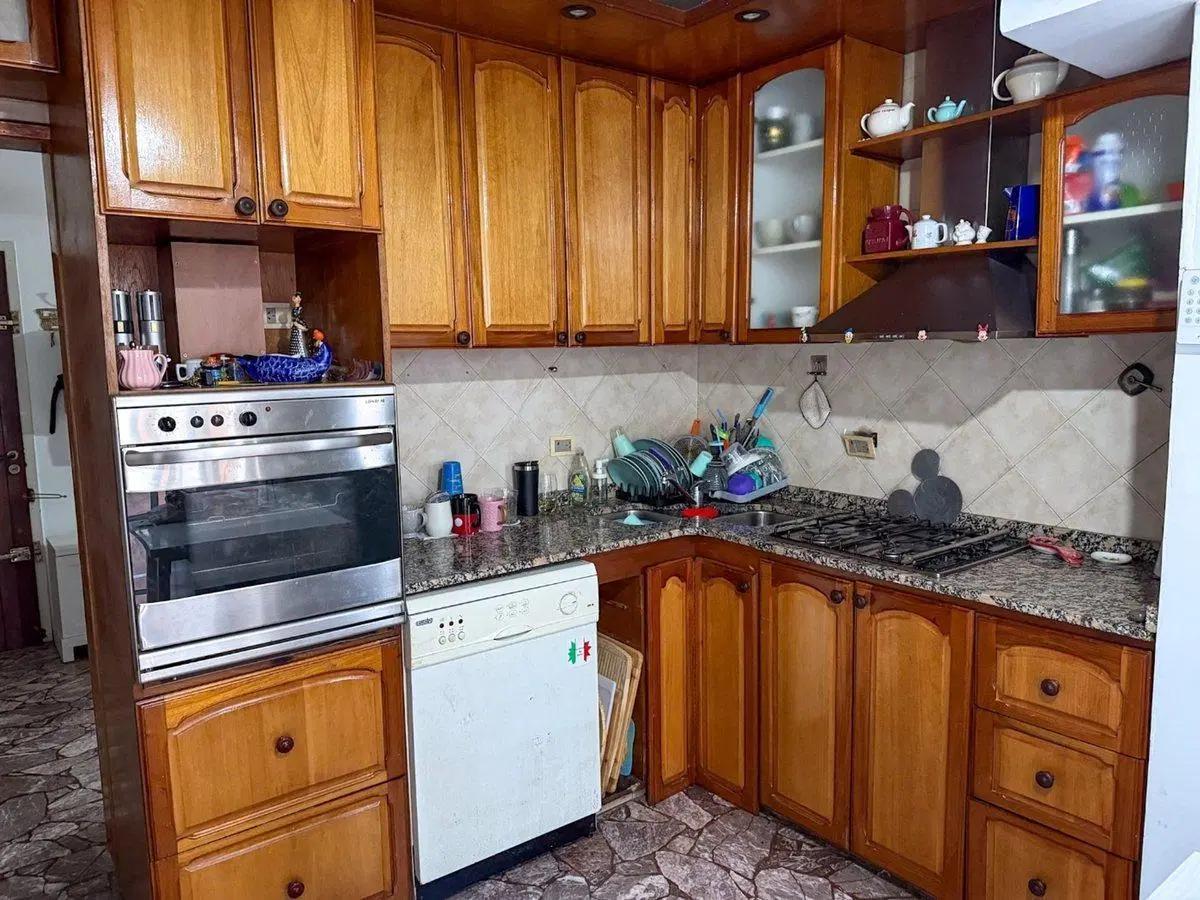 VENTA CASA 4 AMB COCHERA JARDIN PILETA CASTELAR 2