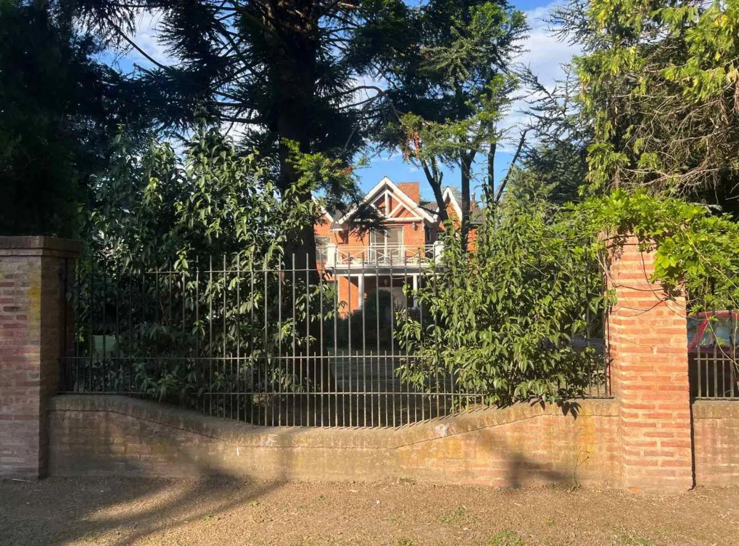 CASA VENTA 4 AMB PISCINA-PARQUE B. SANTA AMELIA 2