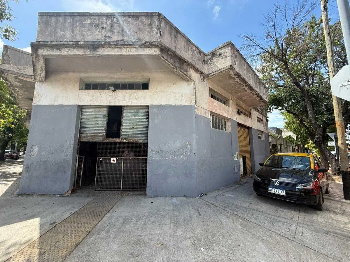 Galpon en venta con vivienda 4
