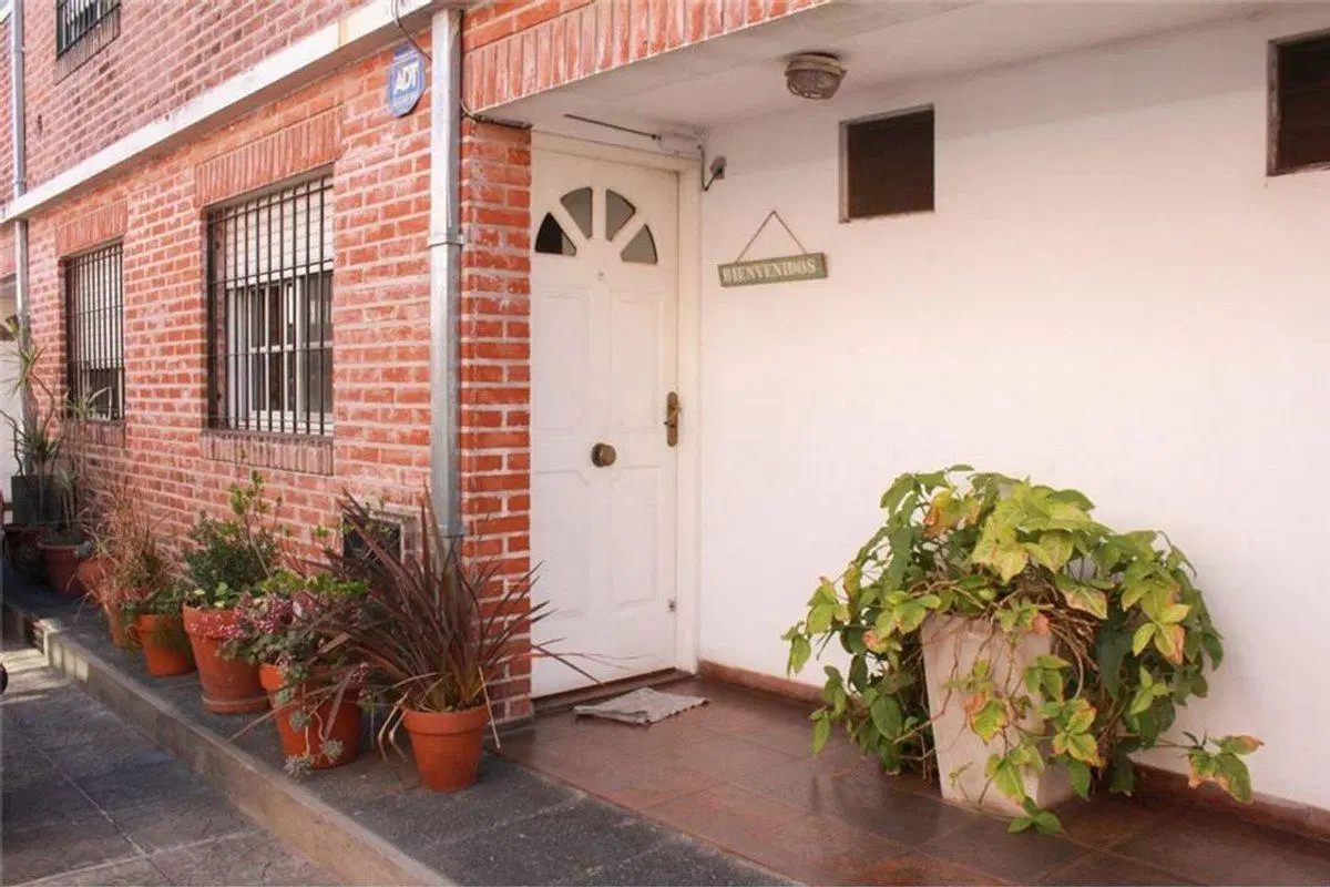VENTA DUPLEX 3 AMB C PATIO Y COCHERA APTO CREDITO 5