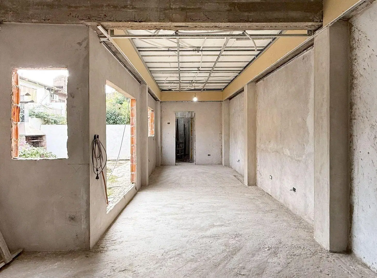 CASA EN CONSTRUCCIÓN INVERSION HURLINGHAM CENTRO 3