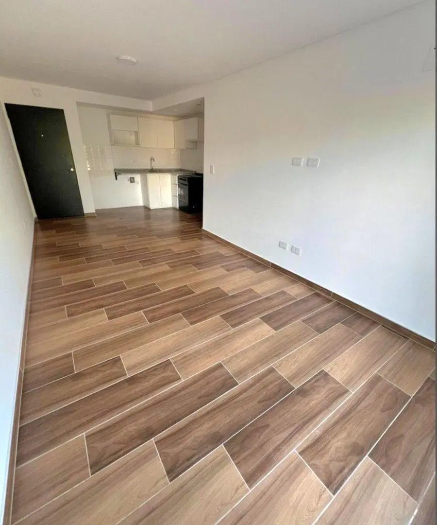 VENTA DEPARTAMENTO 2 AMBIENTES FRENTE C/ GYM MORON 4