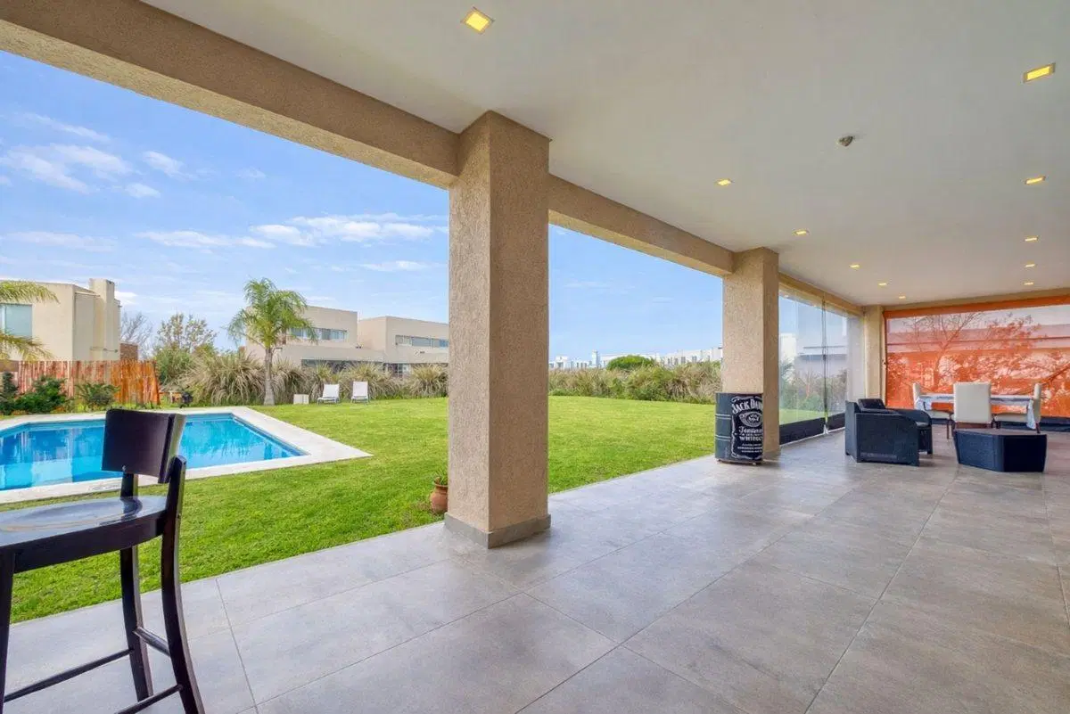 VENTA CASA 5 AMB PREMIUM TERRAVISTA GRAL RODRIGUEZ 5