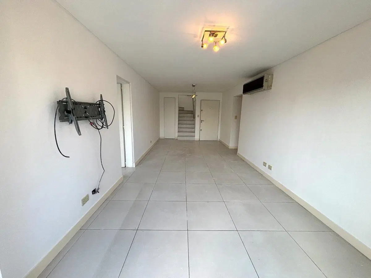 VENTA DEPTO 4 AMB C/ TERRAZA QUINCHO COCH CASTELAR 4