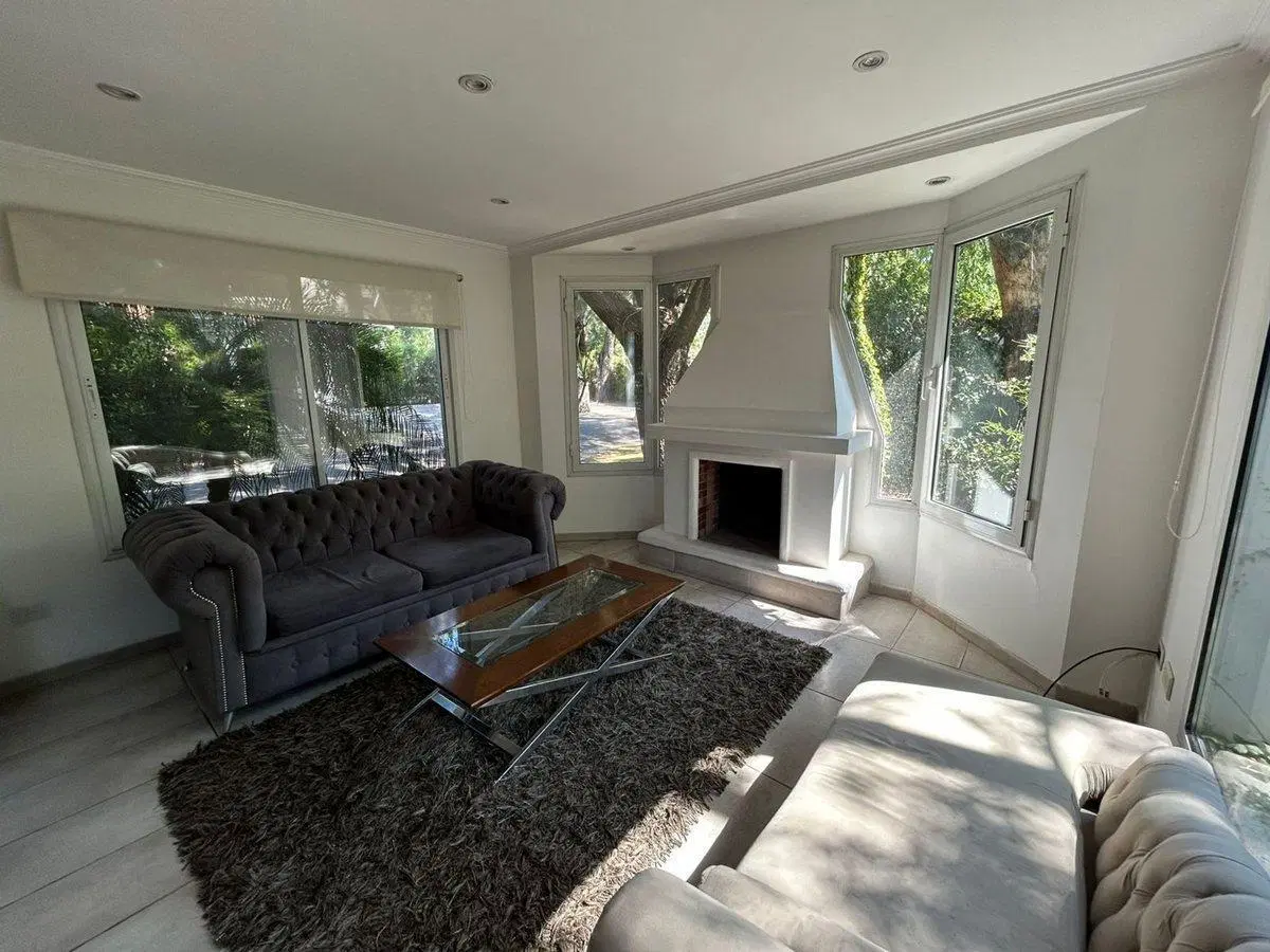 VENTA CASA 4 AMB B CERRADO PARQUE LELOIR APTO CRED 3