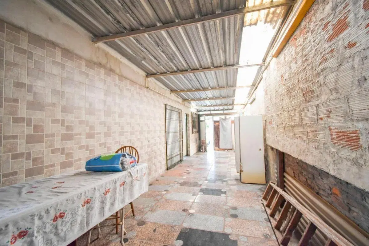 VENTA CASA  4 AMB GARAG JARD APTA  CRED ITUZAIINGO 4