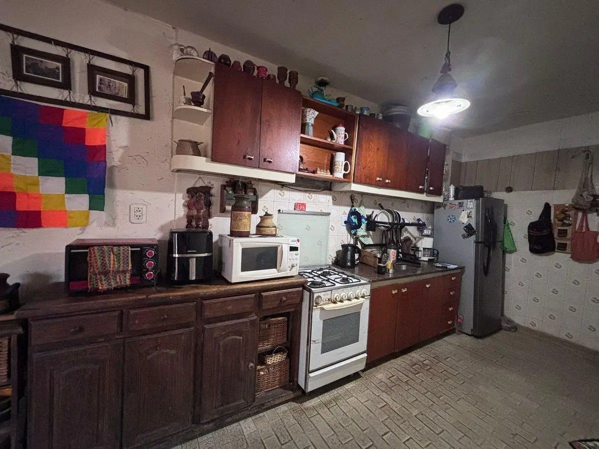 VENTA CASA 4 AMBIENTES LOMAS DEL MIRADOR 2