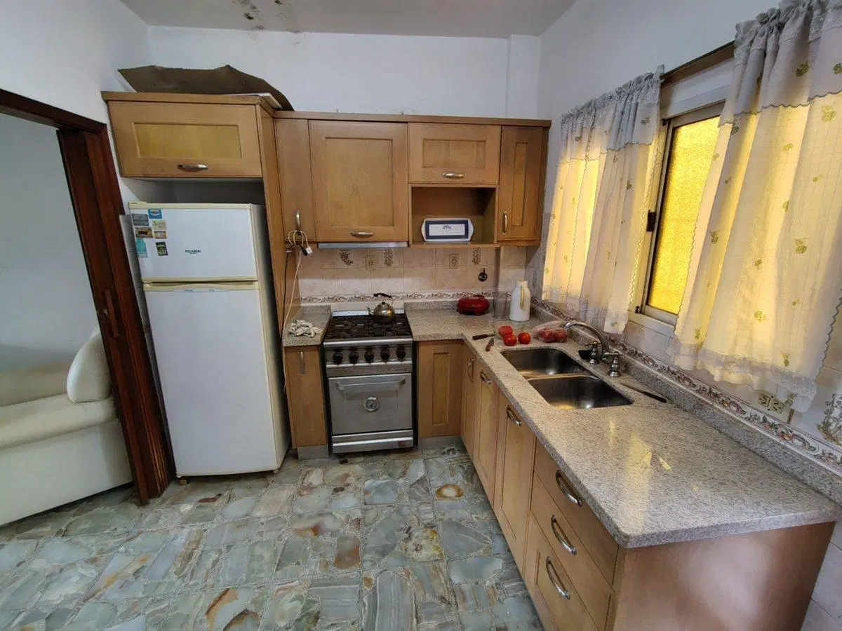 VENTA Casa 4Amb c/Galpón y Terraza - B Aeronáutico 5