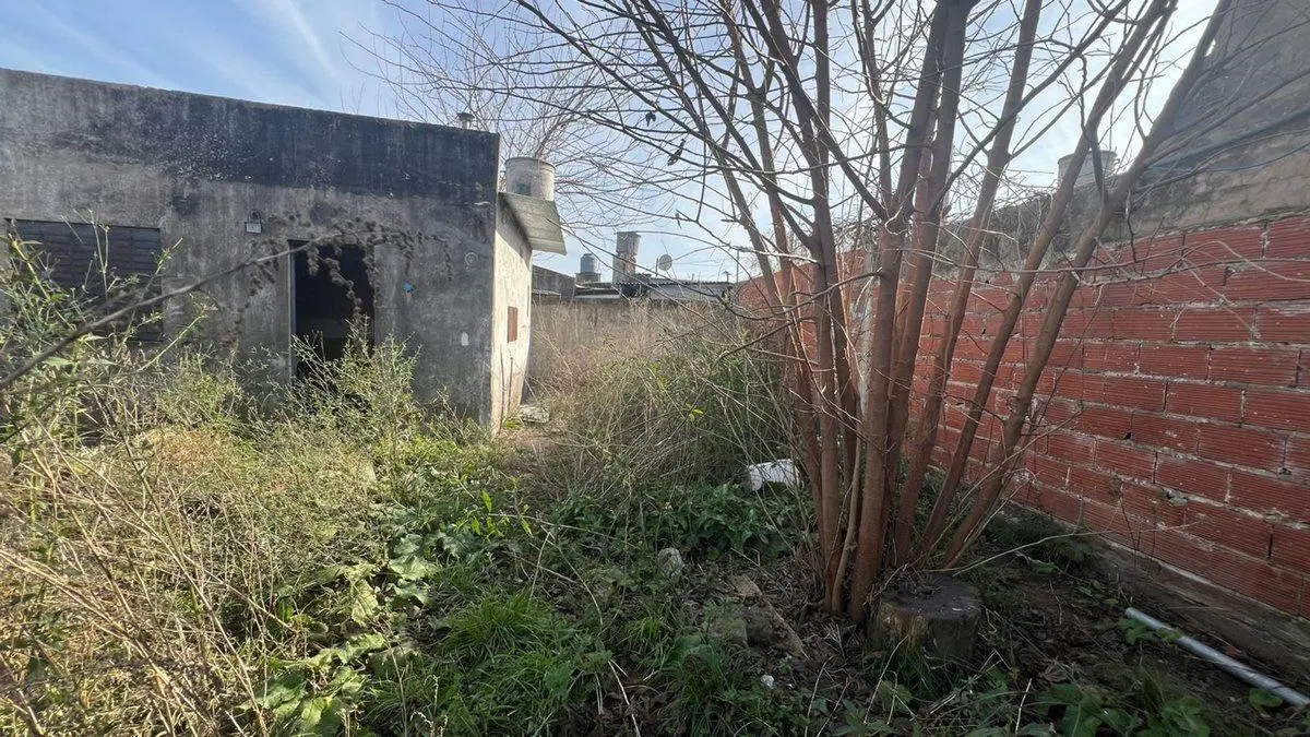 VENTA CASA A RECICLAR - GRAL. RODRIGUEZ 4