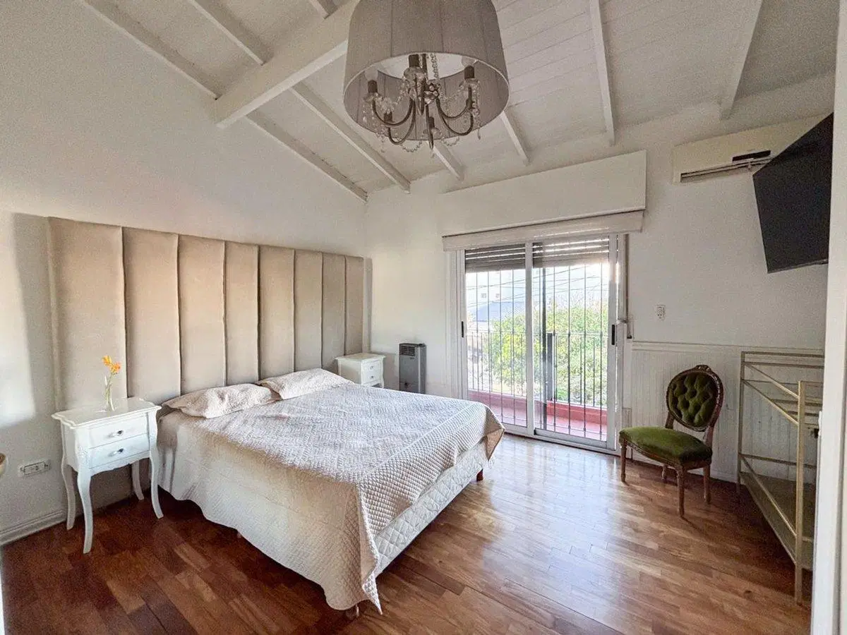 VENTA TRIPLEX 4 AMB COCHERA PARQUE - SA DE PADUA 2