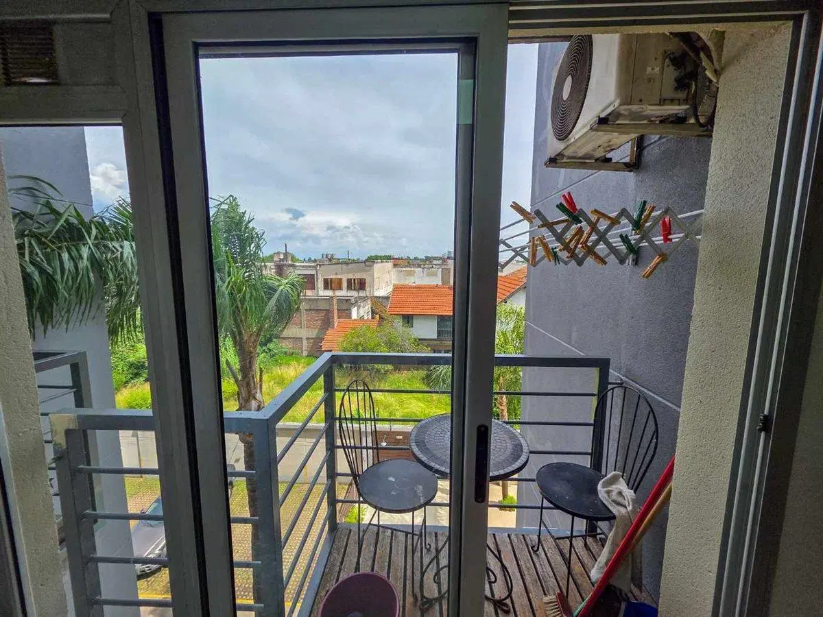 VENTA DEPTO 2 AMB BALCON COCHERA MORON APTOCREDITO 3